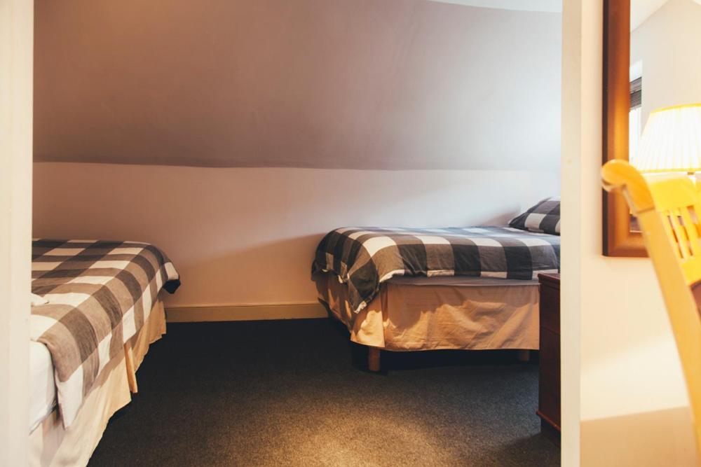 Dundee Backpackers Hostel Экстерьер фото