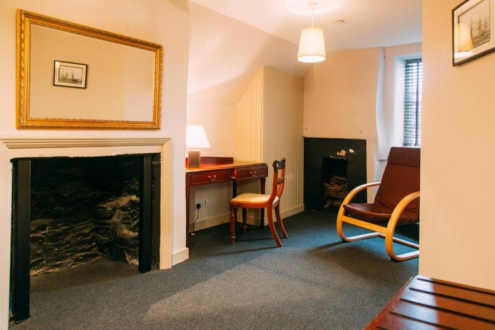 Dundee Backpackers Hostel Экстерьер фото