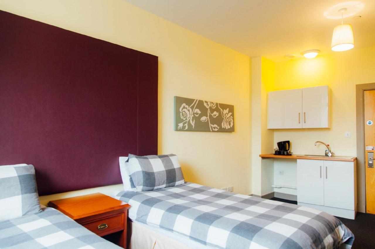Dundee Backpackers Hostel Экстерьер фото