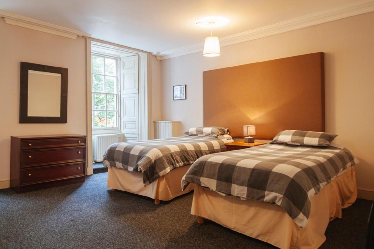 Dundee Backpackers Hostel Экстерьер фото